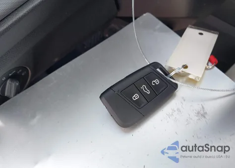 2019 Volkswagen Jetta 1.4T R-Line/1.4T S/1.4T Se из США, поврежденный, VIN 3VWC57BU1KM117185